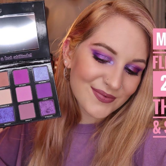 Menagerie Cosmetics "Flight Club" eyeshadow palette - Picture 7 of 10